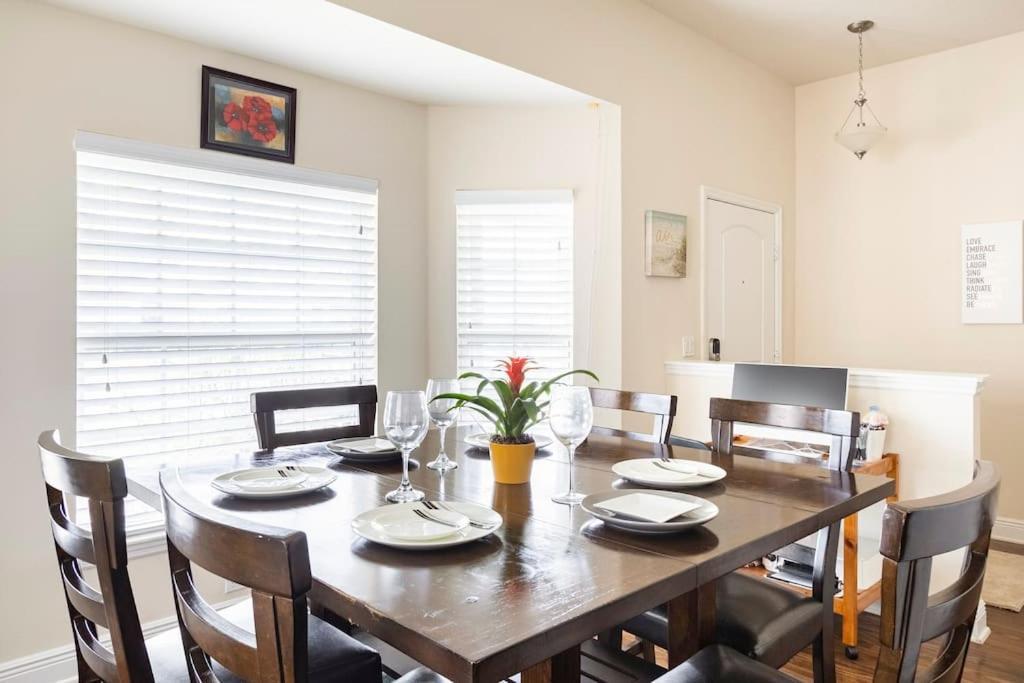Hidden Gem Hideaway Homely West Melbourne Экстерьер фото